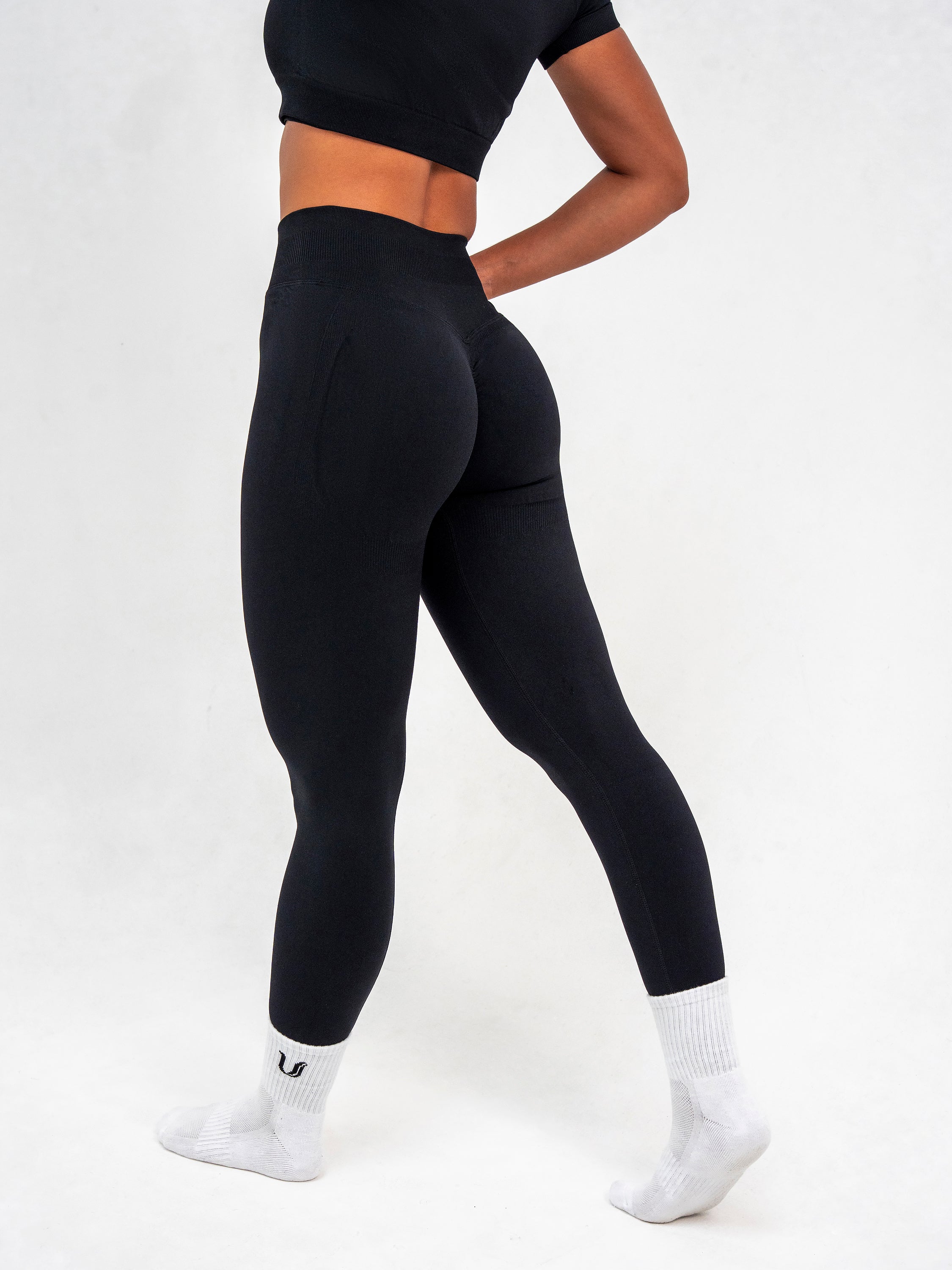 Luna | Legging Scrunch Senza Cuciture Premium - Nero