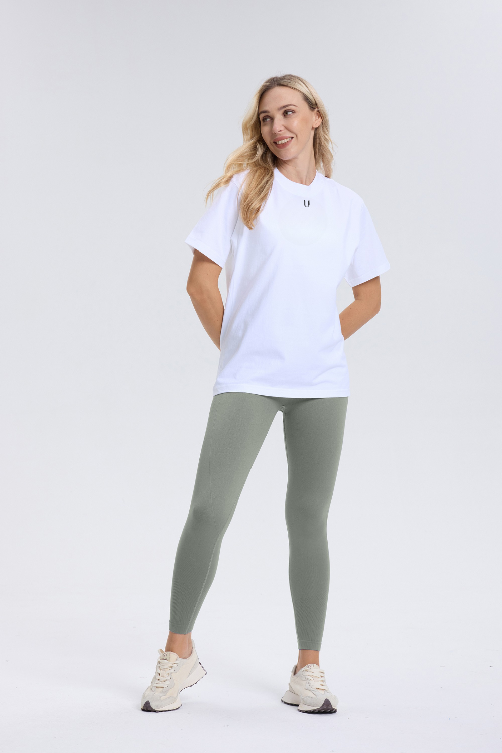 Ultimate Gainz | Maglietta Oversize Unisex - Bianco