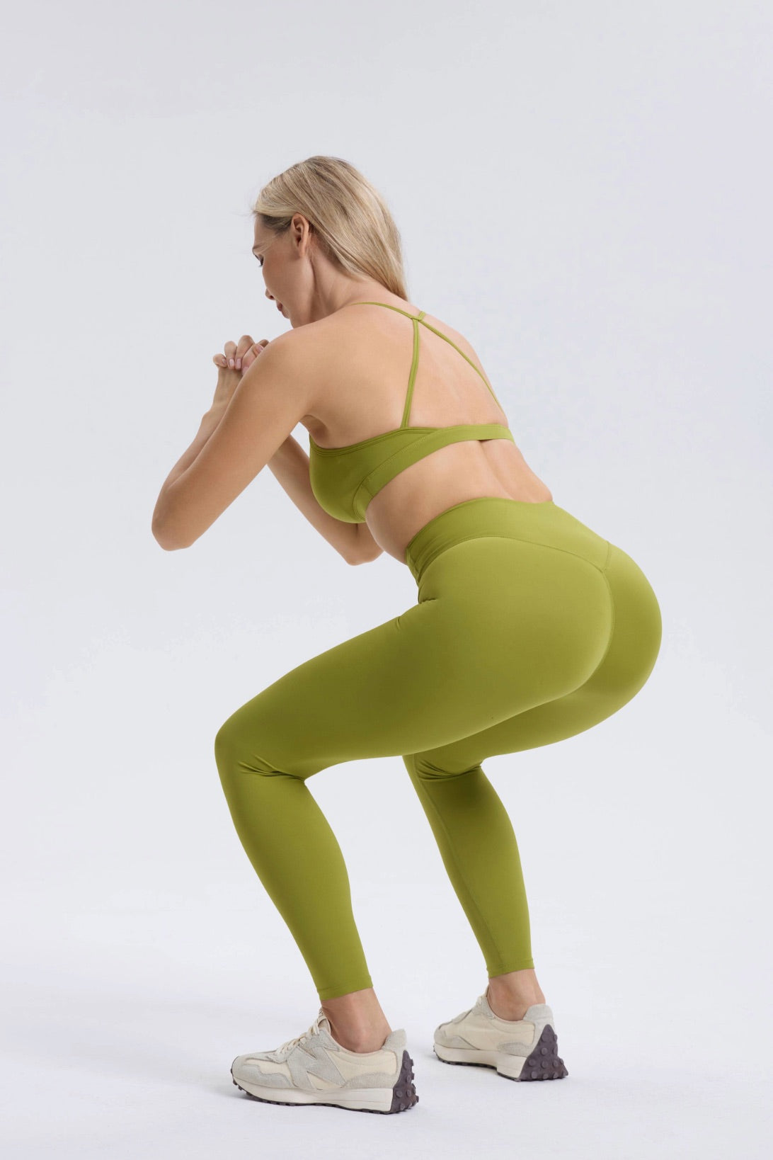 Set Hailey | Top e Leggings Senza Cuciture - Matcha