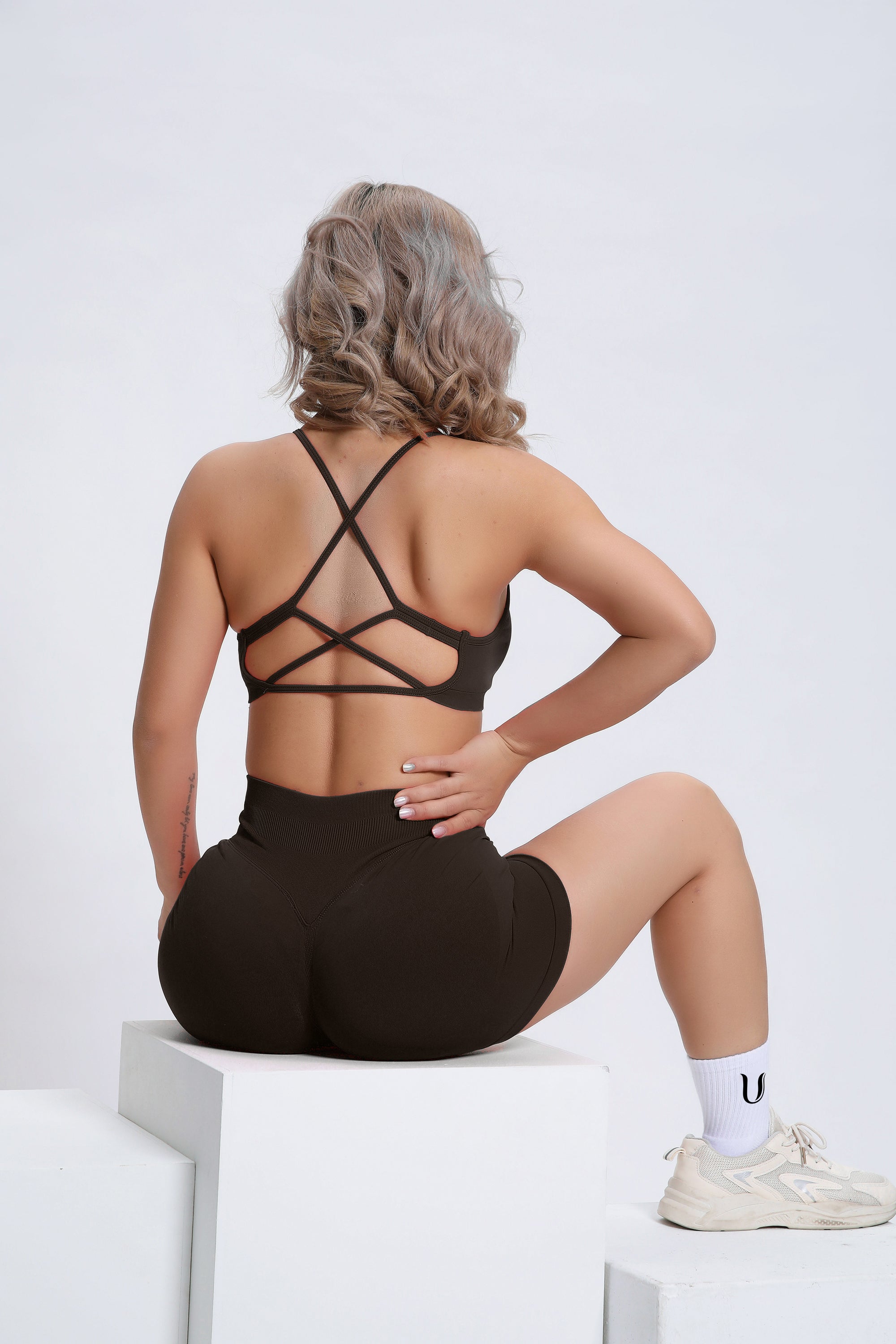 Joy | Reggiseno Sportivo con Incrocio Dietro – Nero