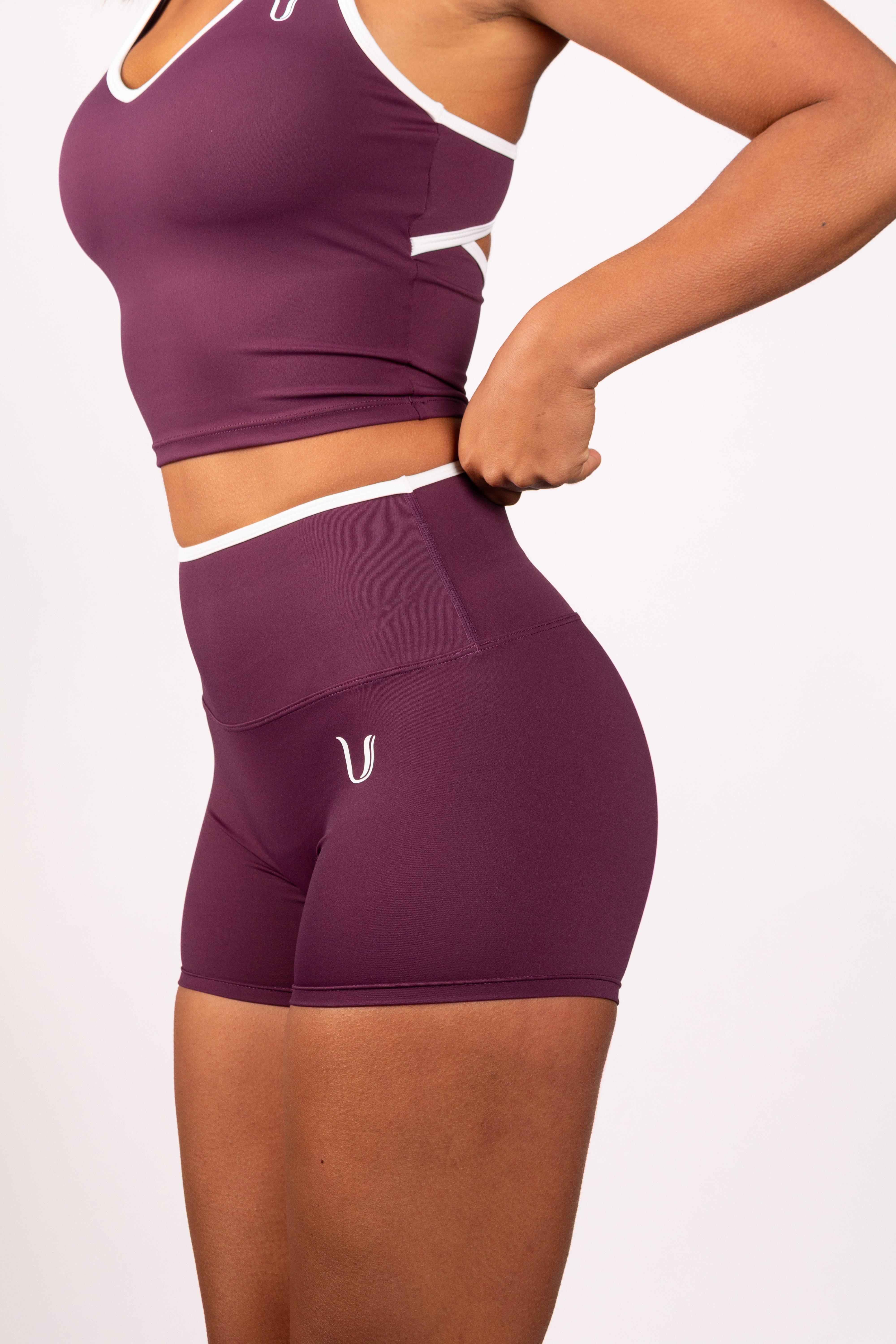 Ivy | Short Core – Bordeaux